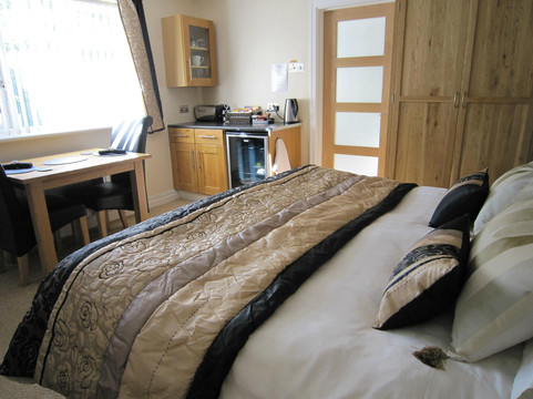 Grovewood House主图