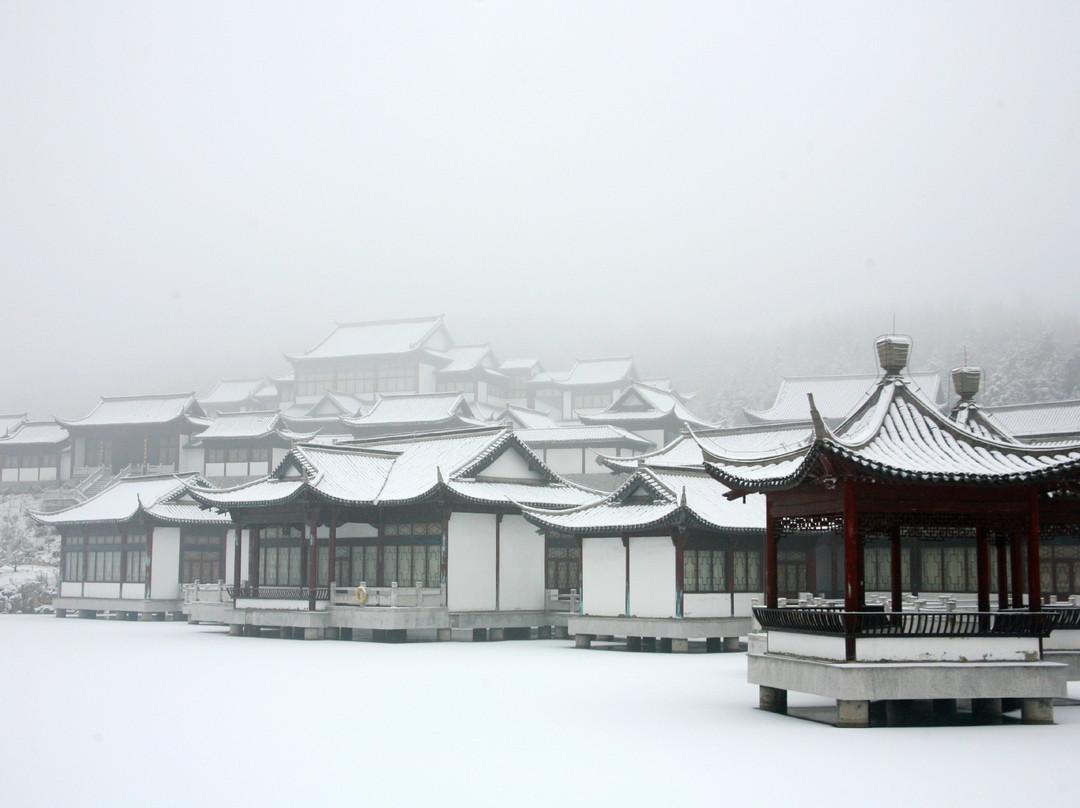 华夏城旅游风景区-威海市必去景点