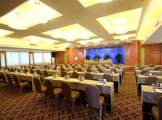 梅园大酒店主图