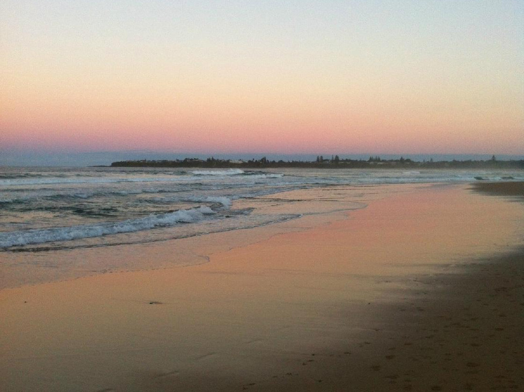 Culburra Beach Sunrise Walk景点图片