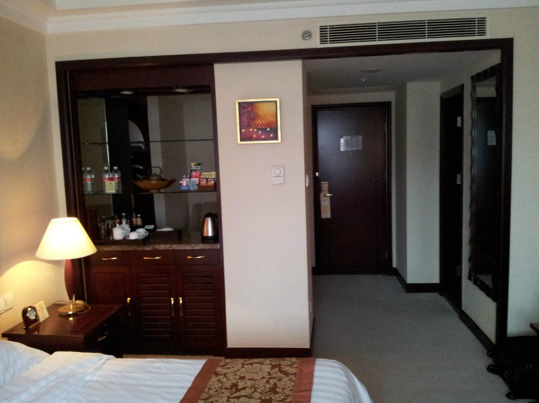 维也纳国际酒店上海火车站龙门店主图