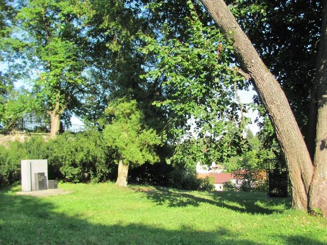 Jewish Cemetery-塔博尔必去景点