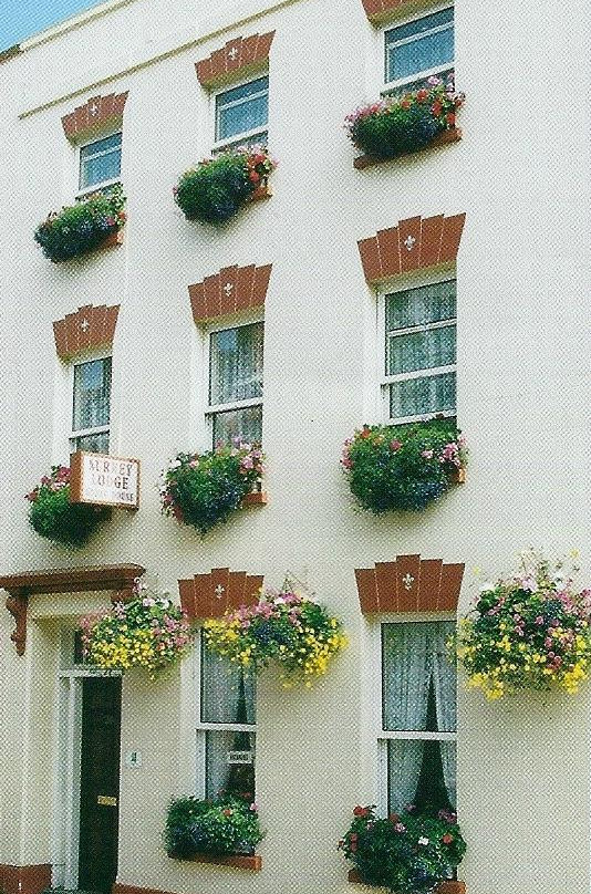 Surrey Lodge Guest House