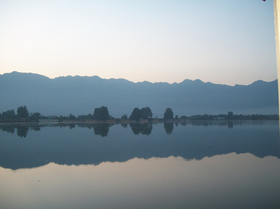 Nigeen Lake-斯利那加必去景点
