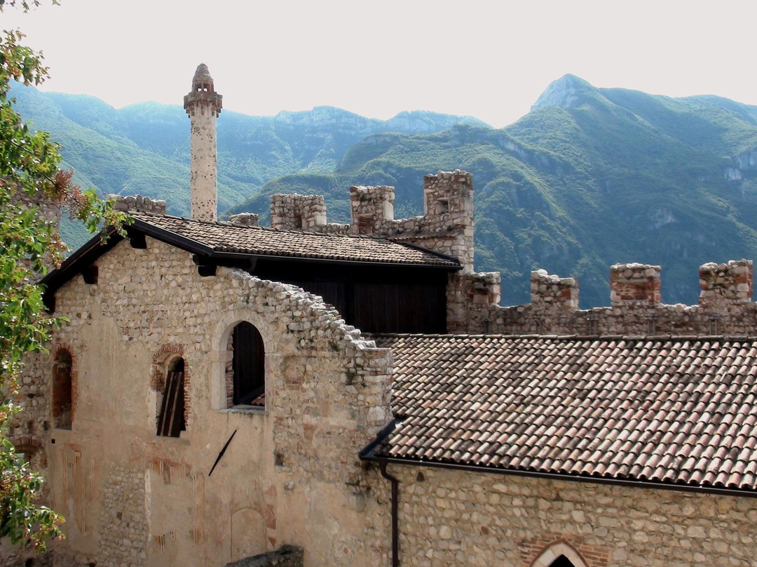 FAI - Castello Di Avio景点图片