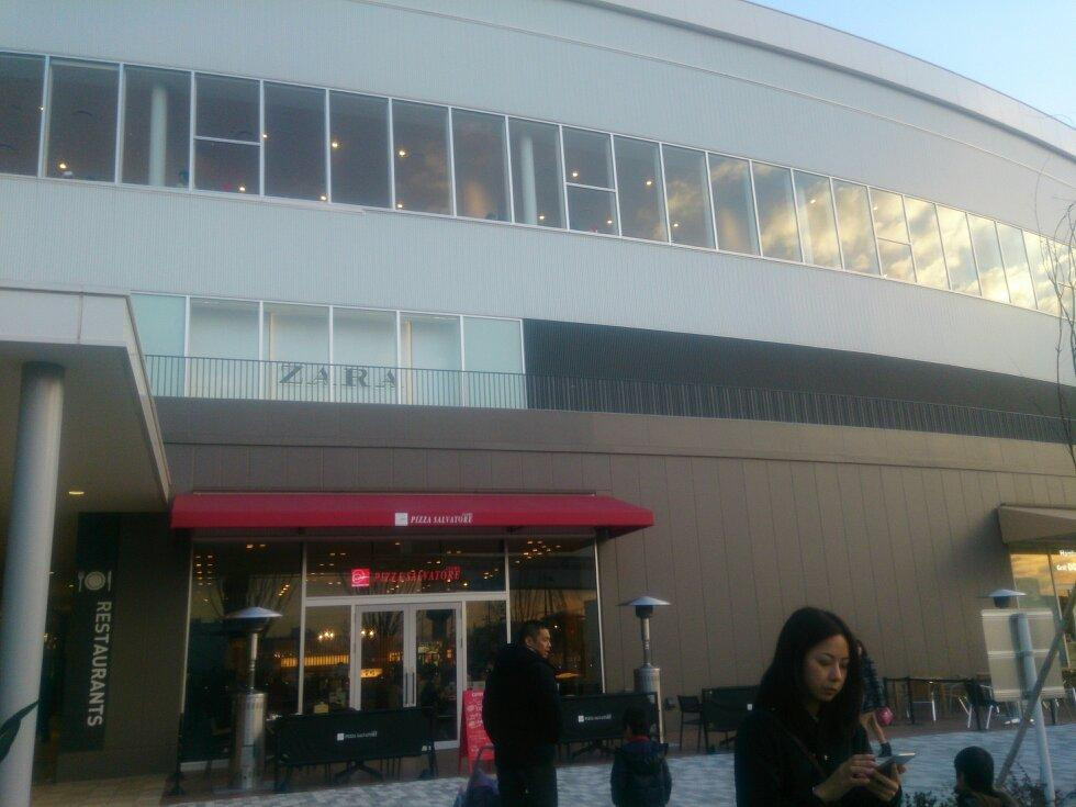 サルヴァトーレ クオモ ららぽーと立川立飛