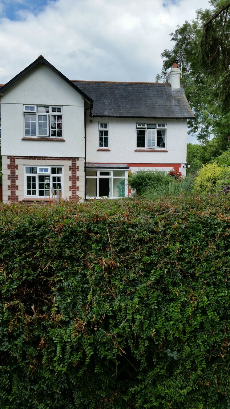 Leigh House-官方