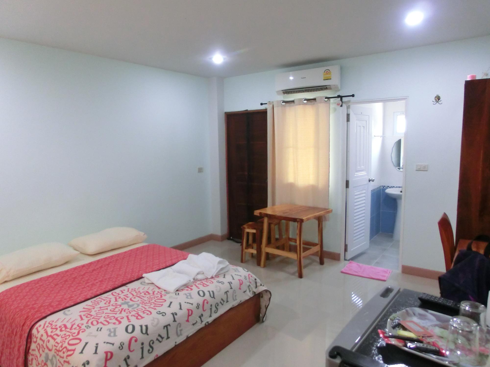 TK Mansion Surin-官方