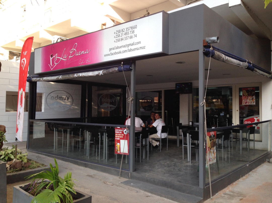 Marracuene餐馆和美食-La Buena