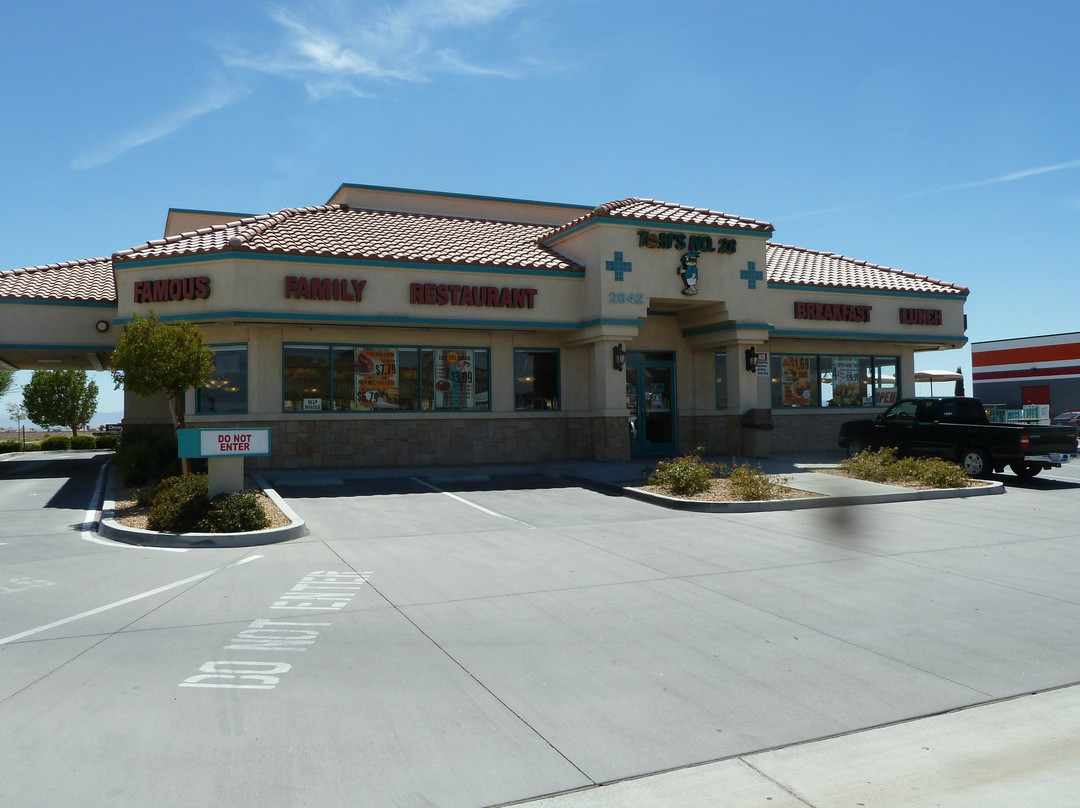 Tom's Family Restaurant