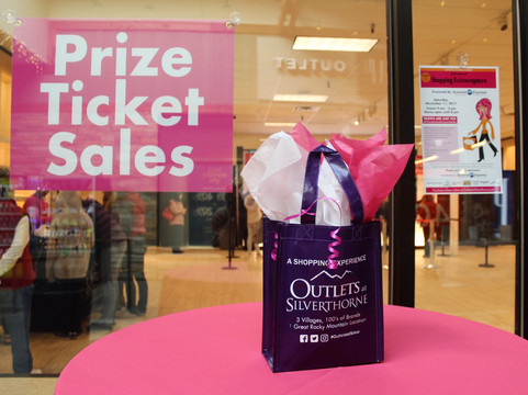 Outlets at Silverthorne-银座必去景点