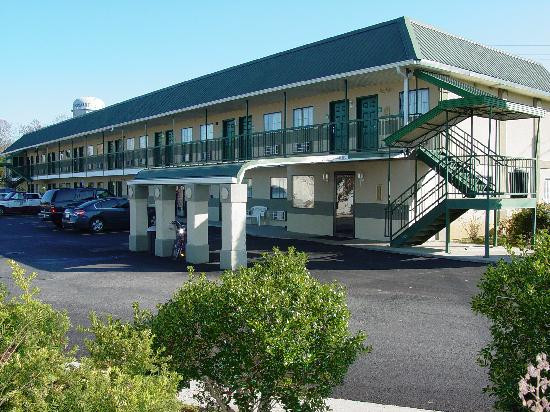 Garden Inn and Suites