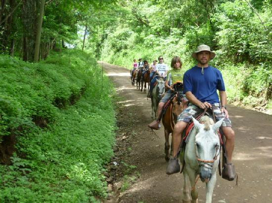 Papagayo Vargas Tours-利比里亚必去景点