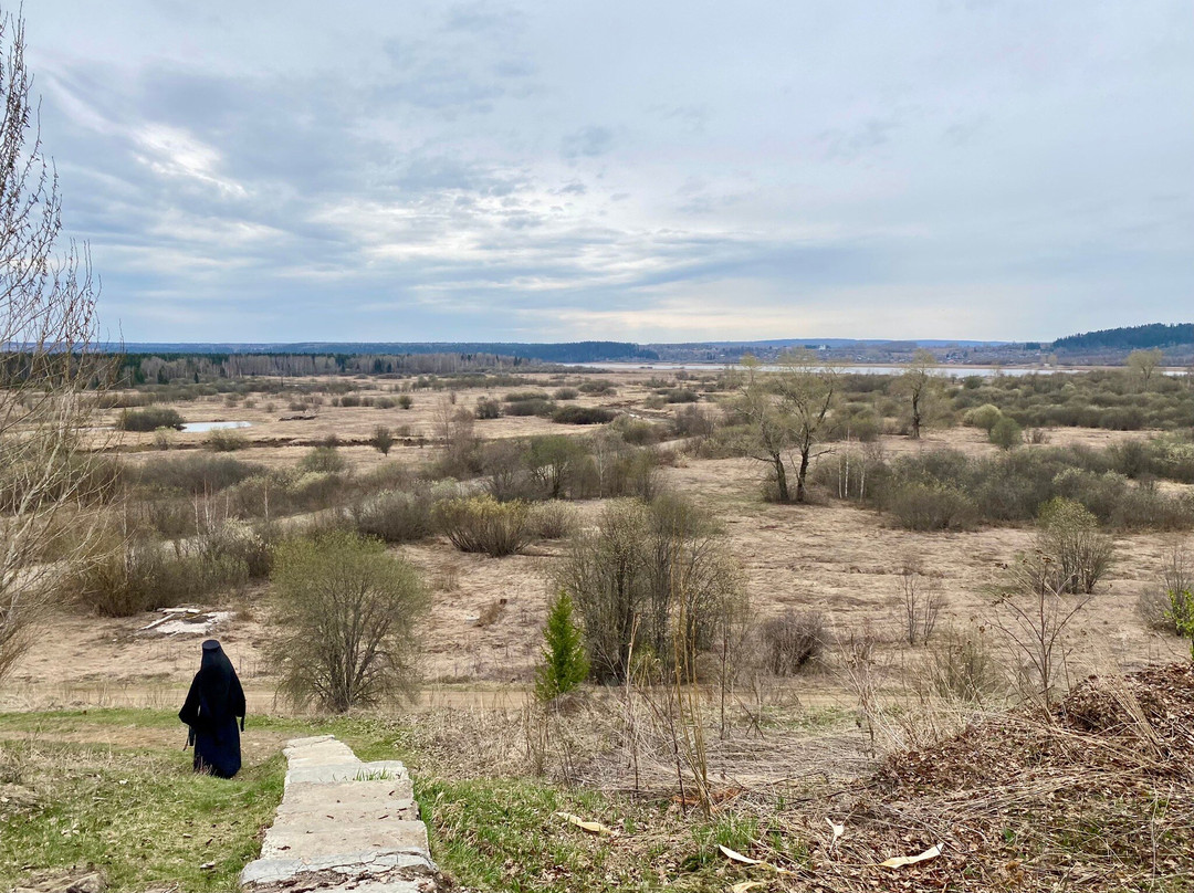 Verkhnechusovskaya Convent of Mother of God of Kazan-Krasnaya Gorka必去景点