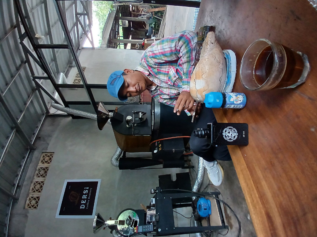 Dersi Coffee Roastery & Vanilla Farm-Batu Layar必去景点