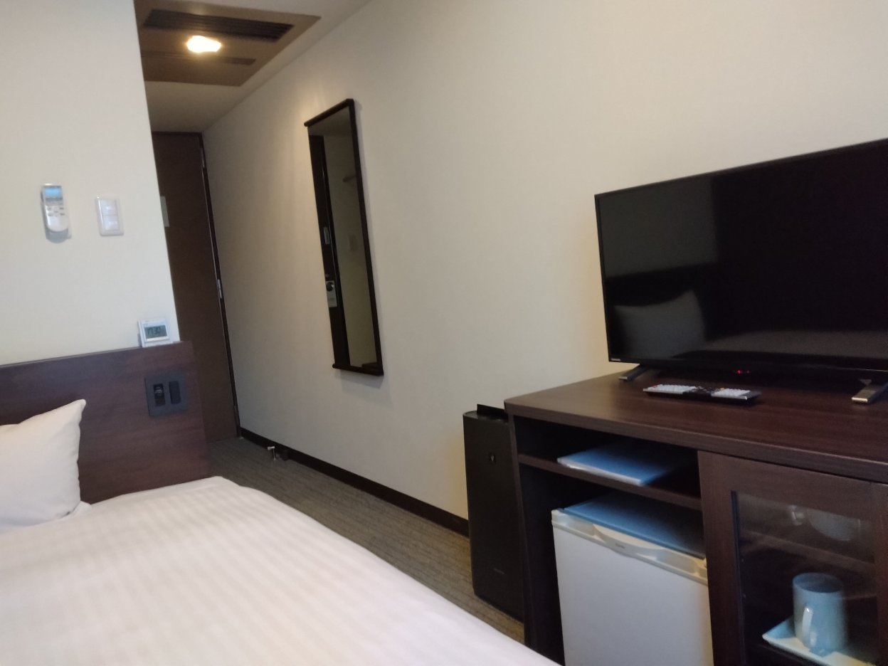 高知日出酒店-客卧
