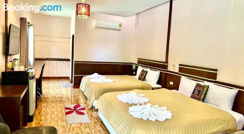 Banana Place Chumphon Resort主图