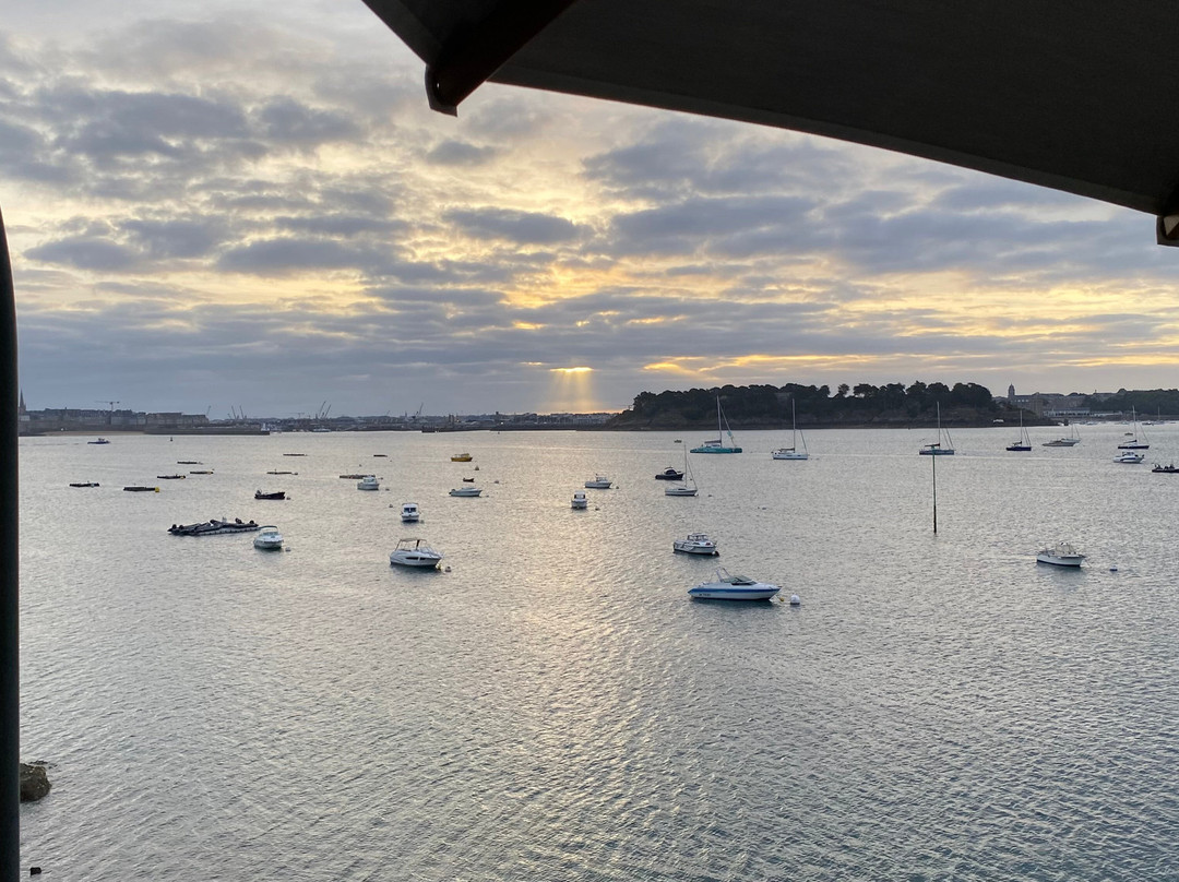 Promenade du Clair de Lune景点图片