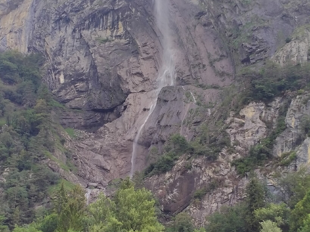 Cascade de l'Arpenaz-萨朗什必去景点