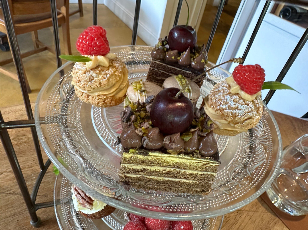 The Feathered Nest Inn主图