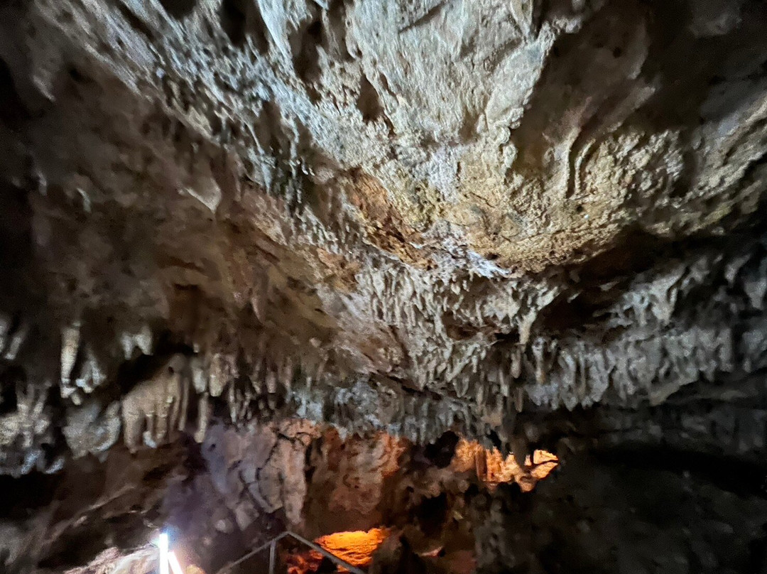Keaw Sara Pad Neuk Cave-北冲县必去景点
