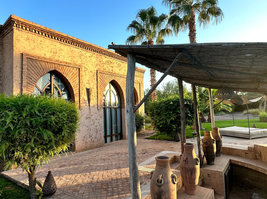 卡匝尔旅馆主图