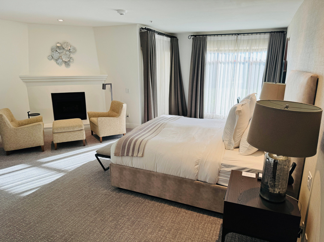 奥海谷酒店主图