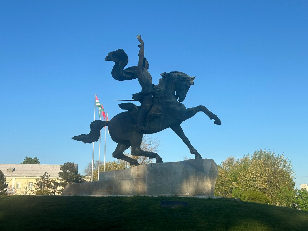 The Suvorov Monument-Tiraspol必去景点