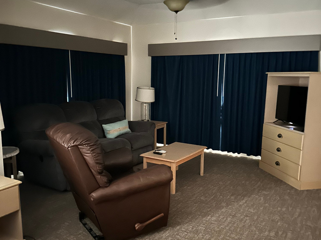 基恩斯兰德霍姆汤套房酒店主图