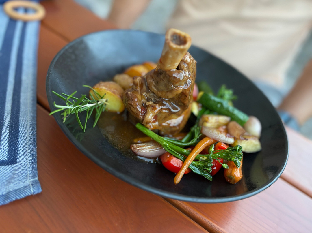 Maximilian's Restaurant