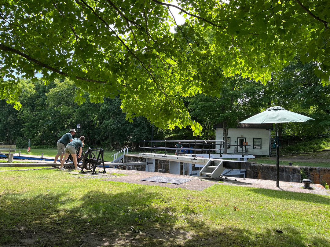 Big Rideau Lake Boat Rentals景点图片