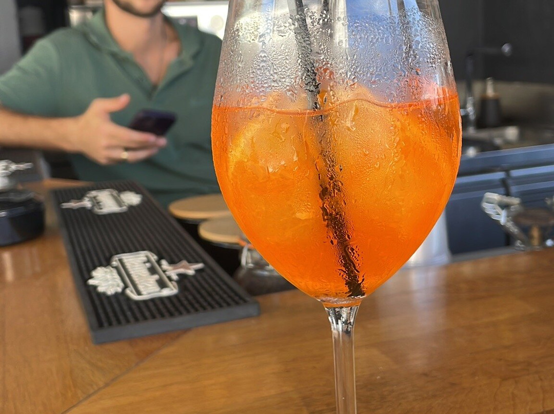 天蝎座海滩酒店主图