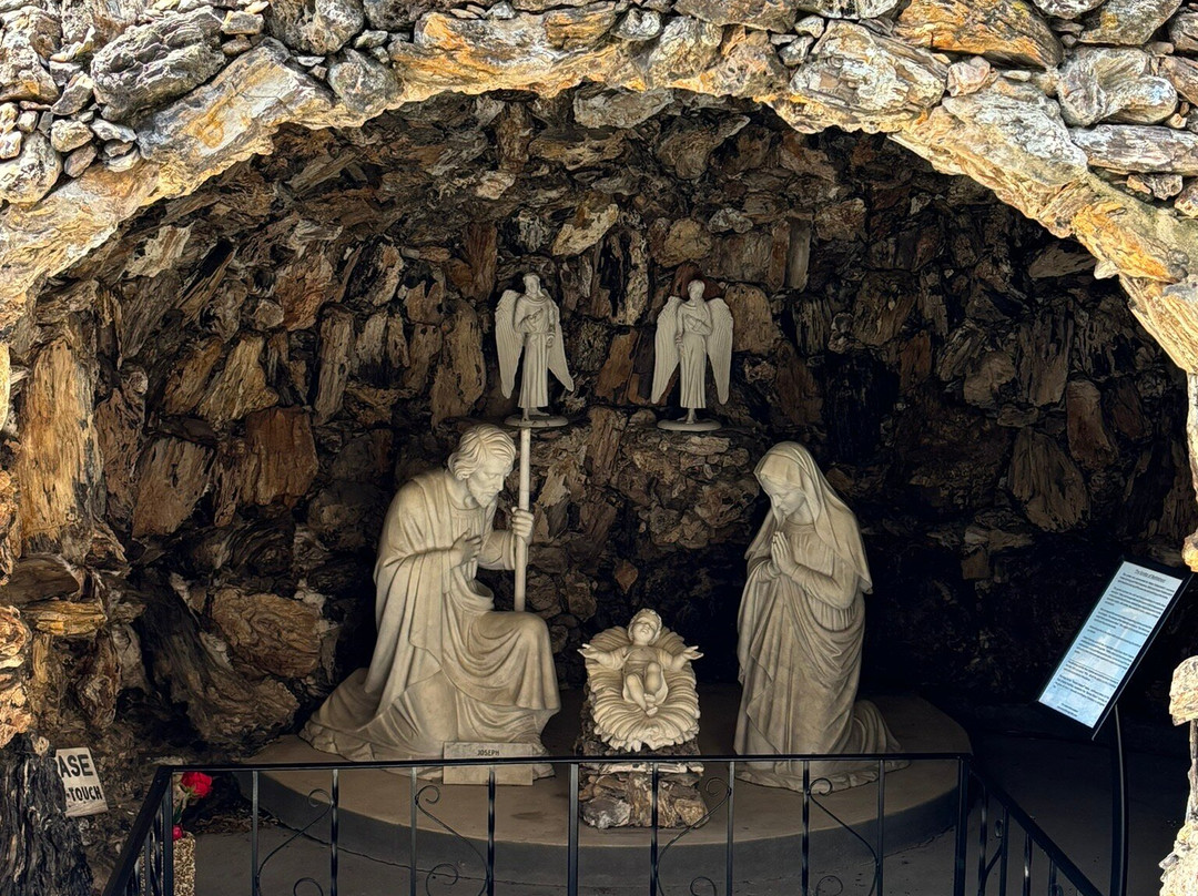 Grotto of the Redemption景点图片