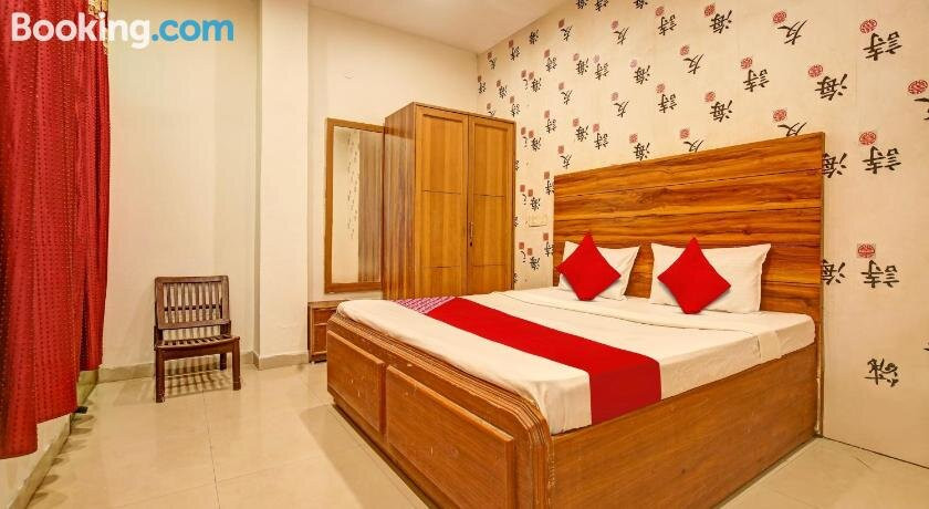 Super OYO Hotel NR Residency