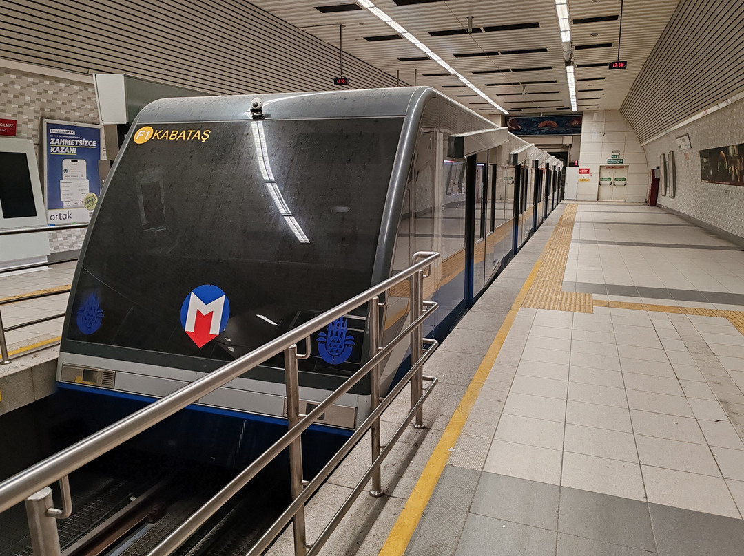 Funicular-伊斯坦布尔必去景点