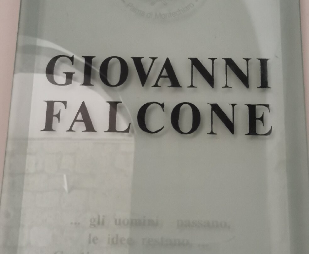 Biblioteca Comunale Giovanni Falcone景点图片