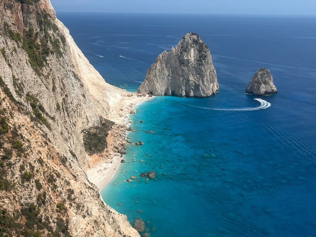 Kymaros Villas主图