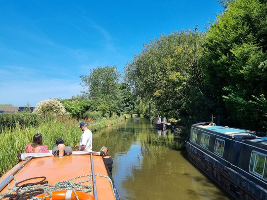 Evie Day Boat Hire-麦克尔斯菲尔德必去景点