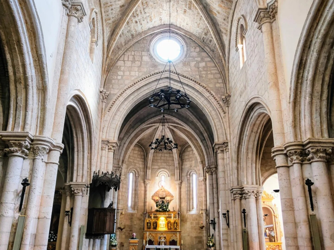Iglesia de Santa Maria de la Pena景点图片