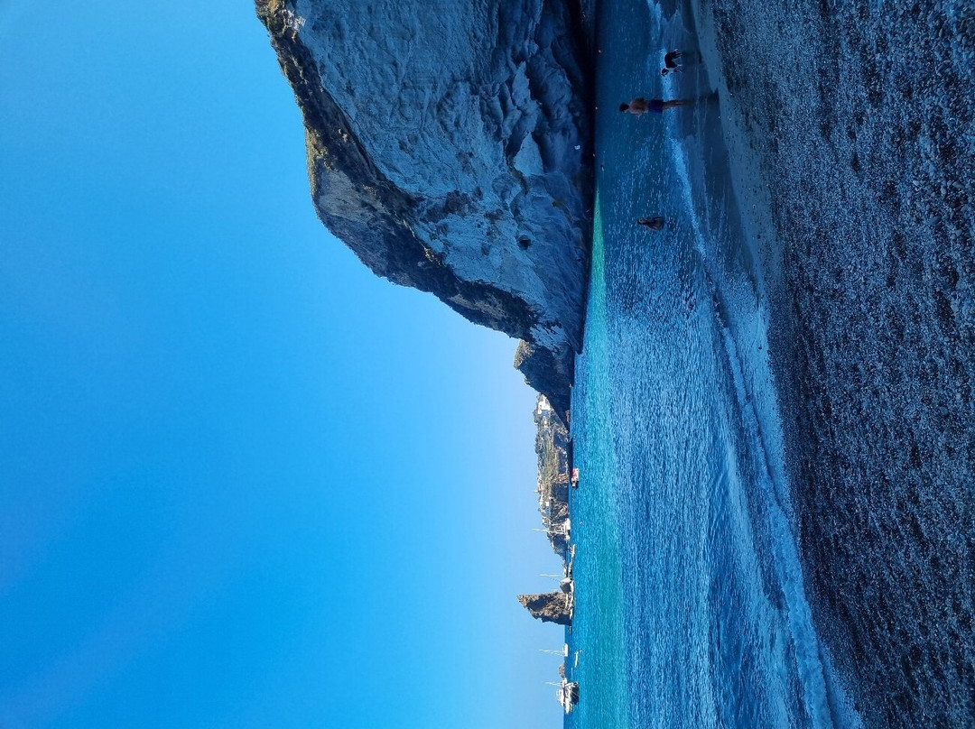 Spiaggia Di Frontone景点图片