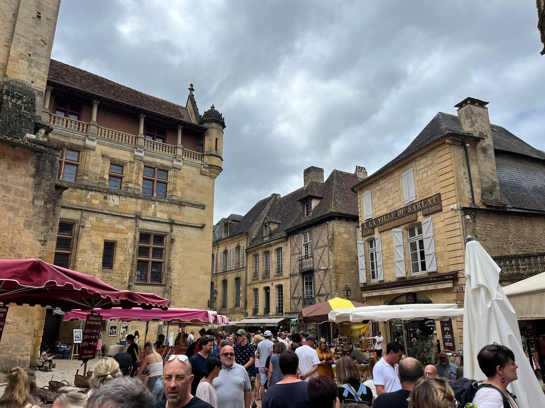 Sarlat Market景点图片