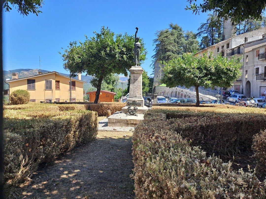 Monumento Ai Caduti景点图片