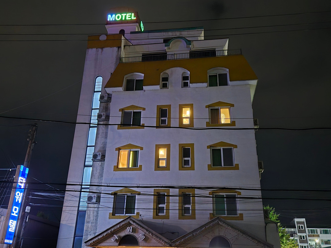 Tower Motel