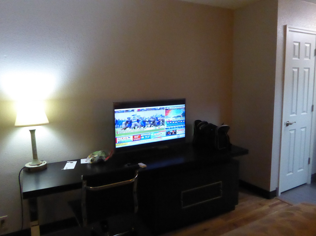 Ramada by Wyndham West Memphis主图