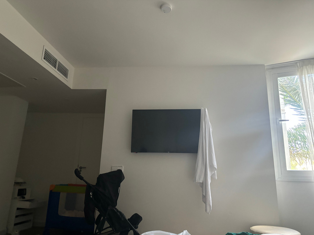 FERGUS Style Cala Blanca Suites主图