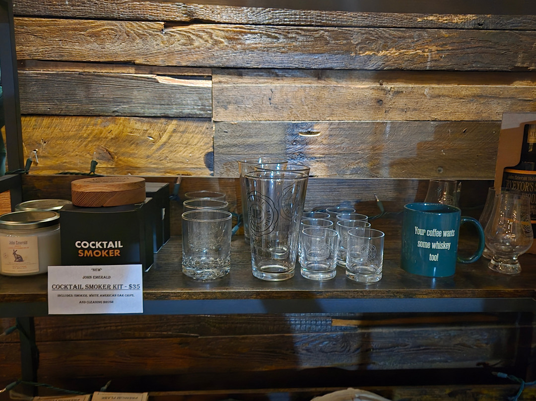 John Emerald Distilling Company-欧佩莱卡必去景点