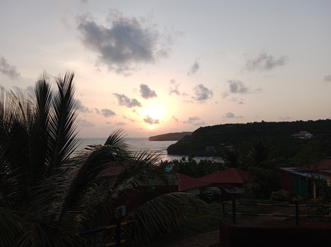 Velneshwar Beach景点图片