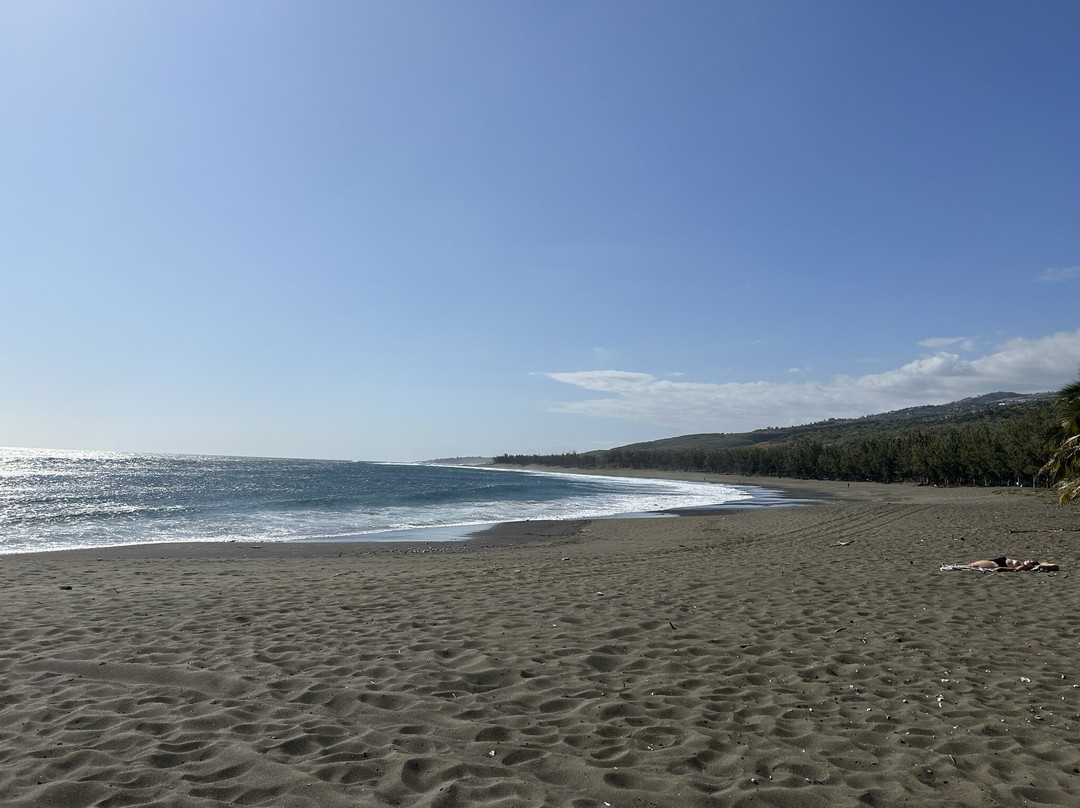 Plage De L'étang Salé景点图片