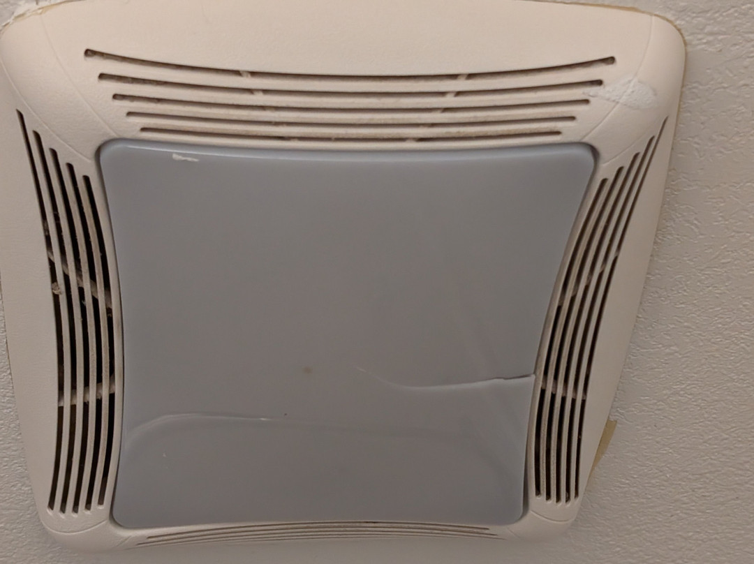 西拉伯克快捷假日&套房酒店主图