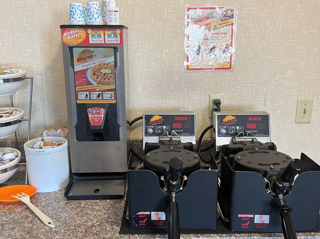 克罗星格兰德斯戴旅馆&套房酒店主图